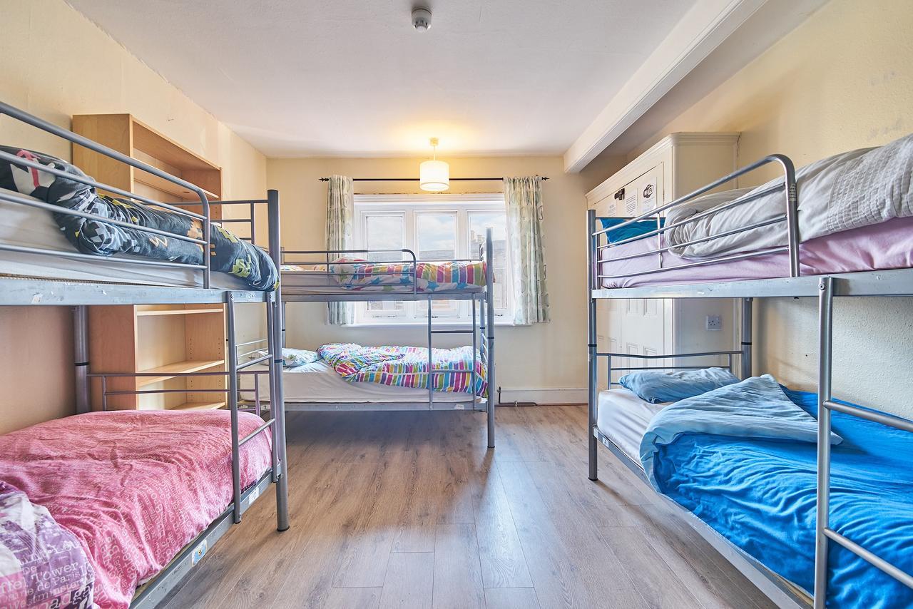 Bett im Frauenschlafsaal mit 6 Betten